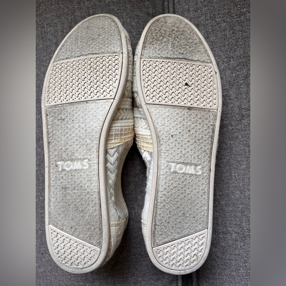 Toms Cream Woven Flats for Everyday Comfort - Picture 3 of 3